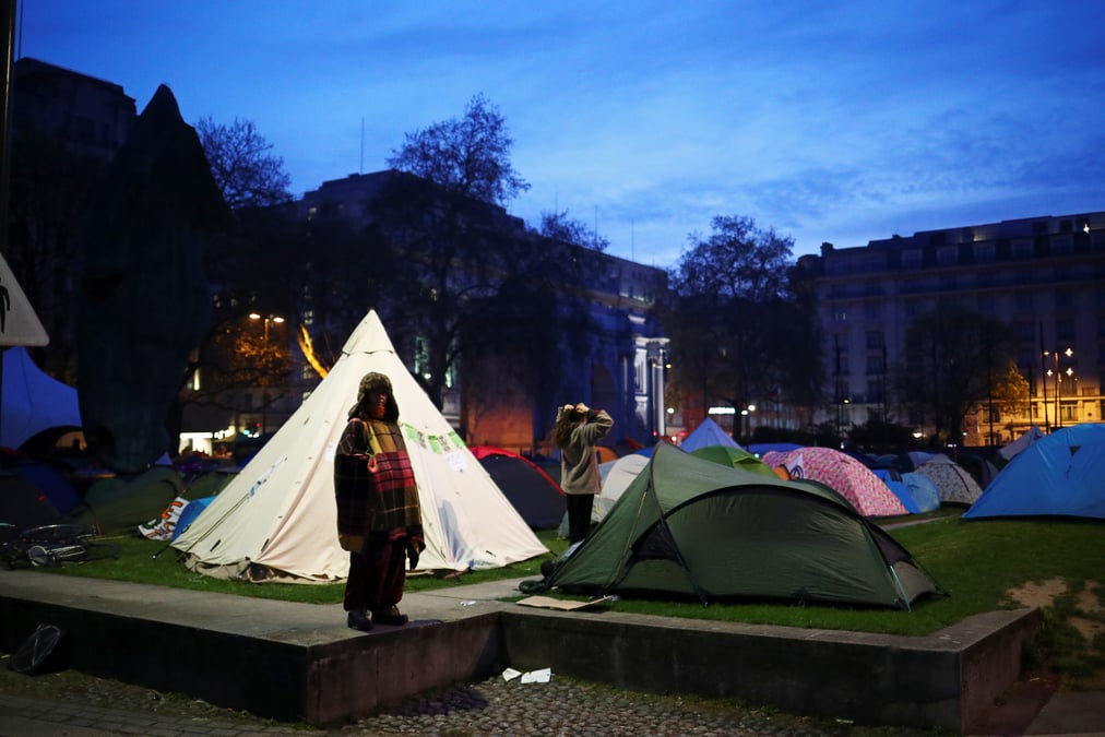 Londres bloque par des militants ecologistes, 113 arrestations