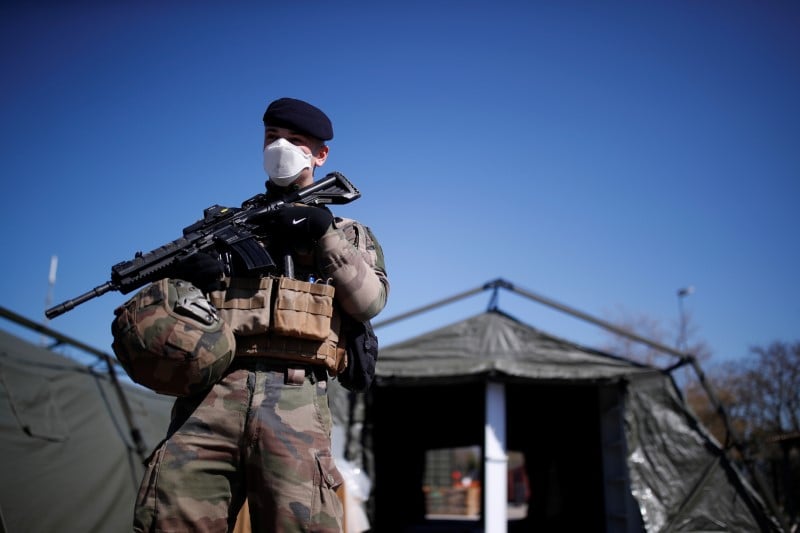 Coronavirus: la france rapatrie ses soldats engages contre l'ei en irak