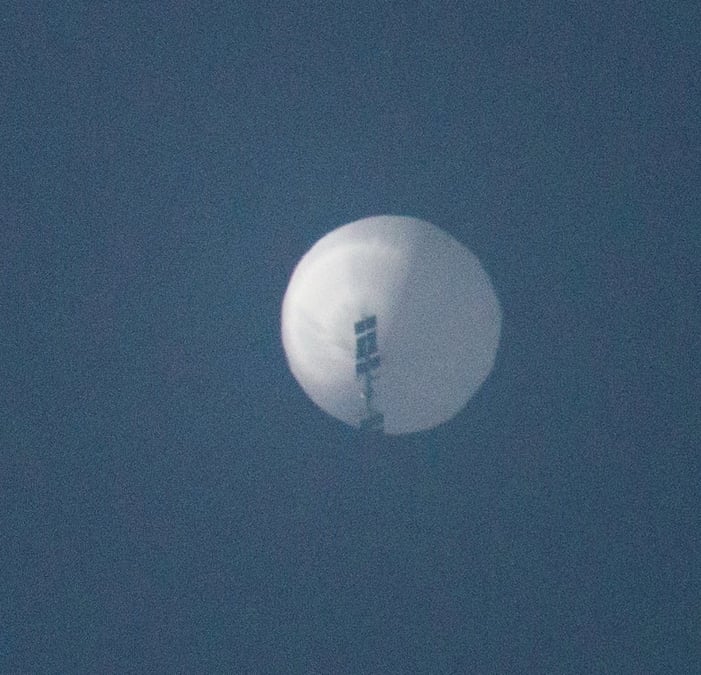 Un ballon s'envole dans le ciel de billings