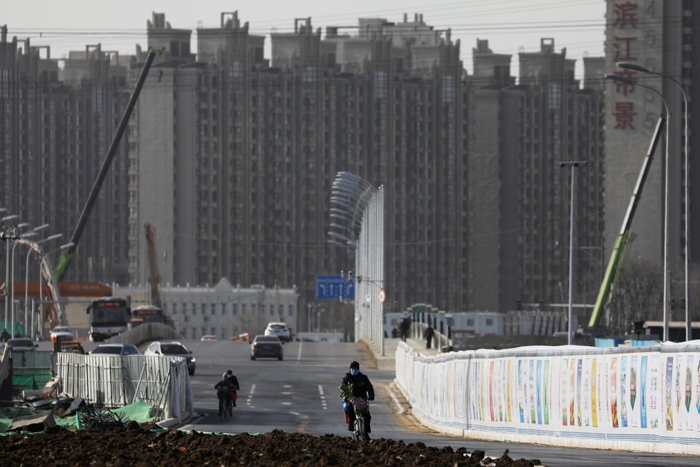 La chine se fixe un objectif de croissance du pib modeste alors que son economie s'ameliore
