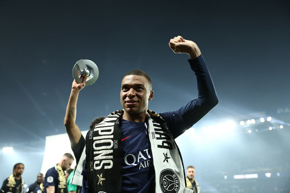 Photo de kylian mbappe, elu lundi meilleur joueur de ligue 1