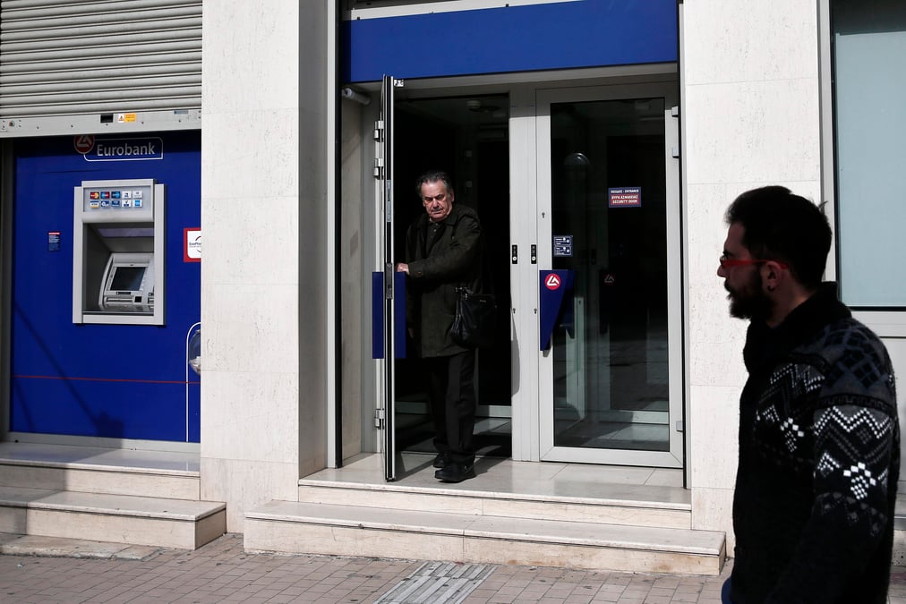 La bce releve le plafond du fonds d’aide d'urgence aux banques grecques