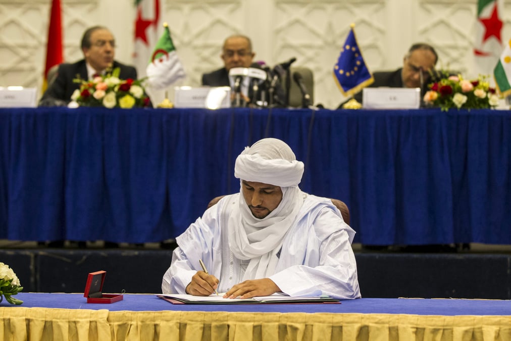 Accord de paix preliminaire signe entre rebelles touaregs et autorites maliennes