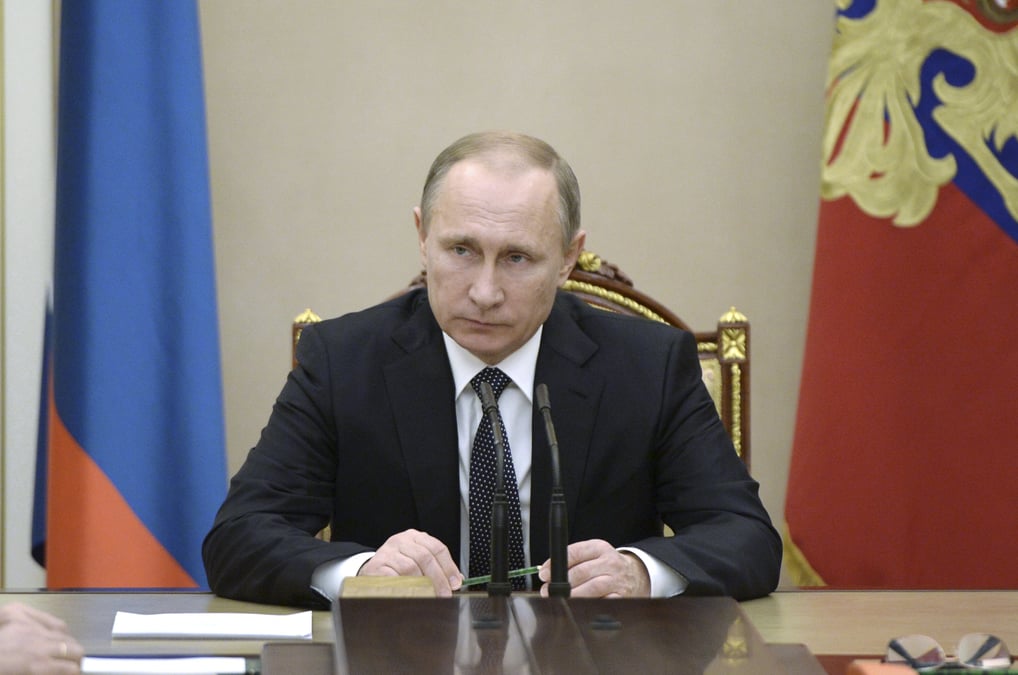 Vladimir poutine defend l'intervention militaire russe en syrie