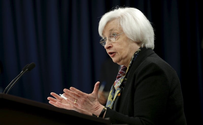 La fed doit agir avec prudence, dit janet yellen