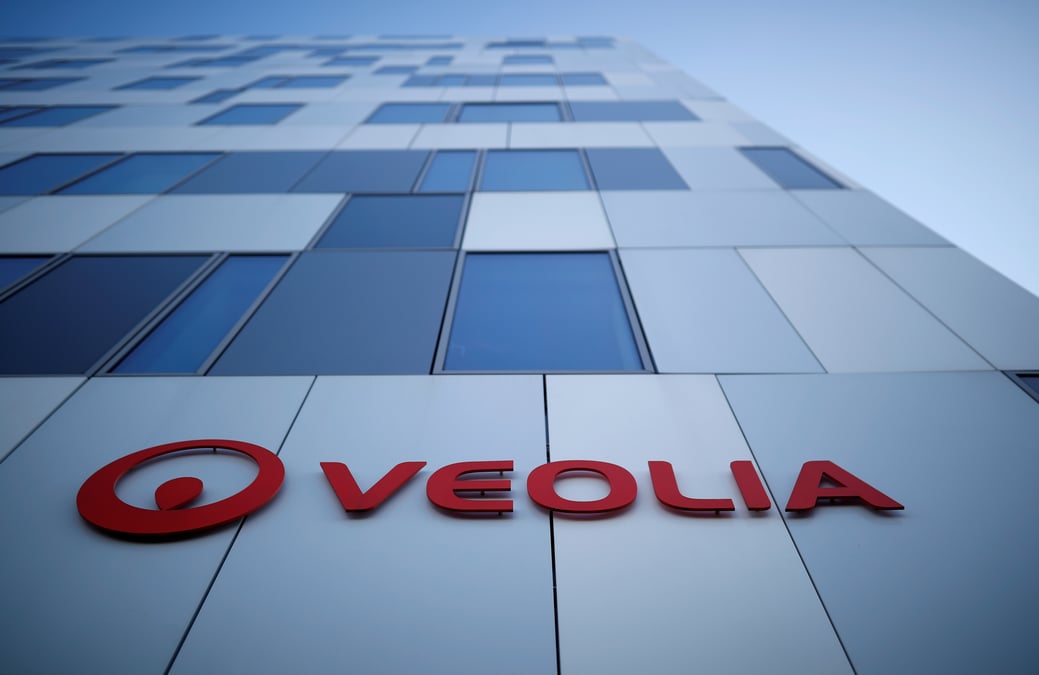 Veolia confirme la rencontre avec les patrons de suez, deplore leur absence de propositions