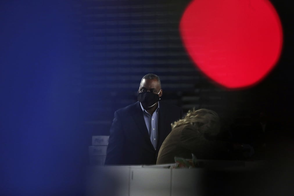 Les ministres russe et americain de la defense discutent securite, selon interfax