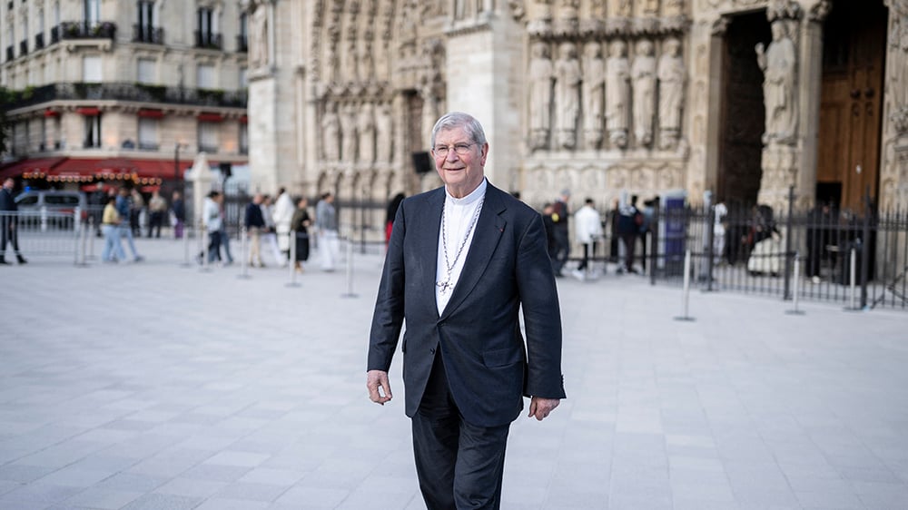Mgr Laurent Ulrich, archevêque de Paris, à Notre-Dame, le 9 mai.
