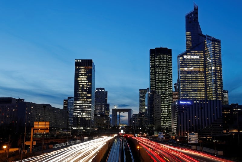 Legere deterioration du climat des affaires en france