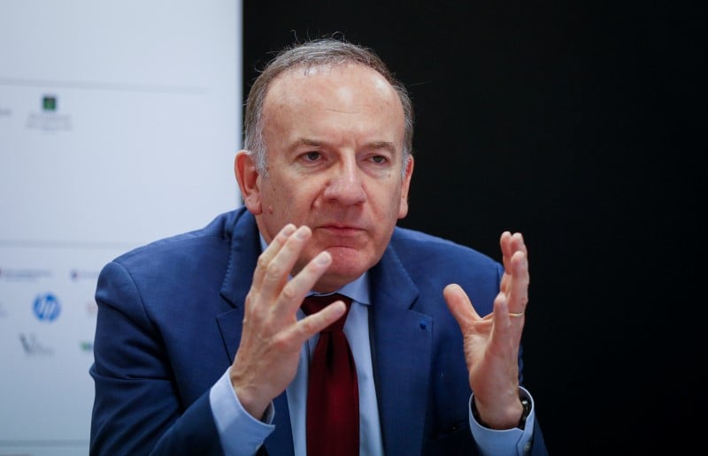 Le medef retarde encore sa decision sur la negociation unedic