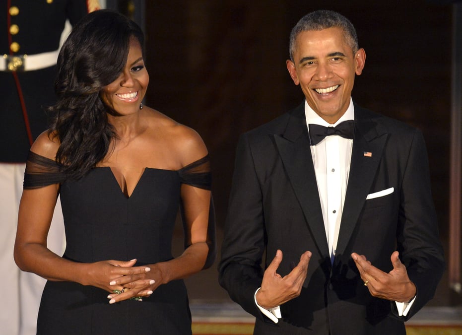 Les obama signent un contrat pour 2 livres