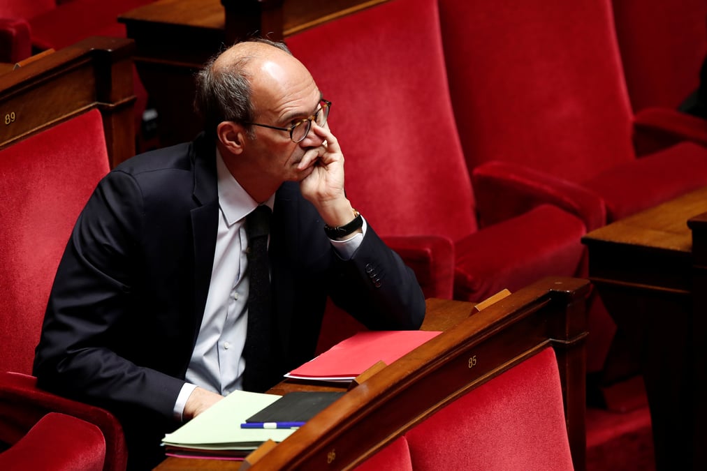 Budget "illisible" et "rendez-vous manques", selon woerth
