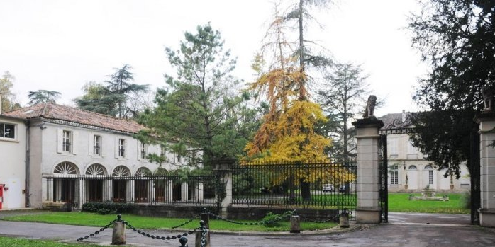 L'IME Moussaron est situé à Saint-Germé, dans le Gers