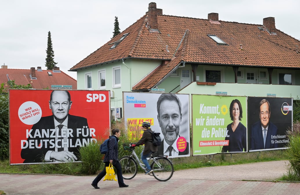 Allemagne: le spd va discuter avec les verts et le fdp en vue d'une coalition