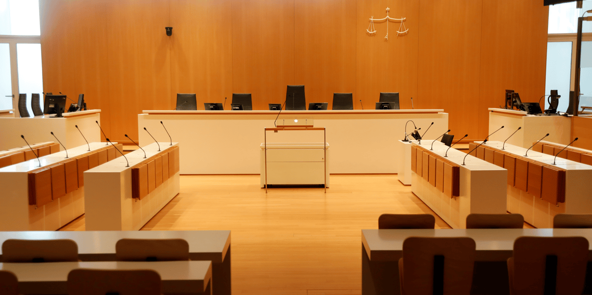 Procès, Mediator, tribunal,