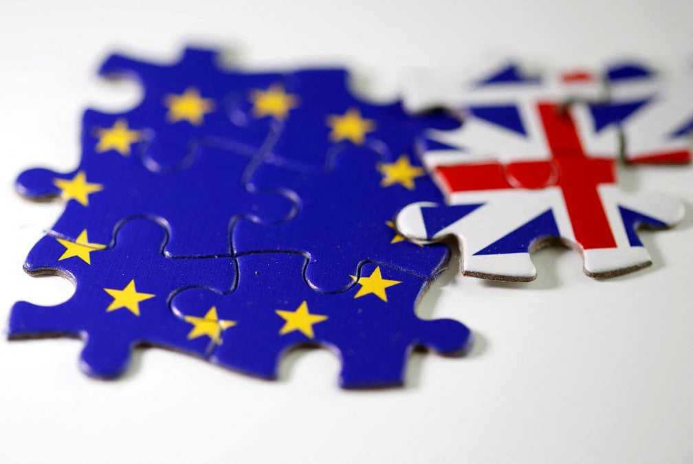 Photo d'illustration d'un puzzle avec des drapeaux de l'ue et du royaume-uni