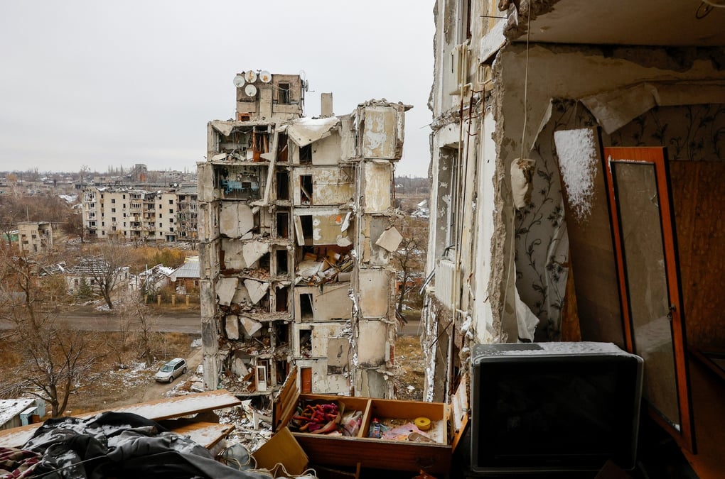 Vues de la ville d'avdiivka sous controle russe dans la region de donetsk