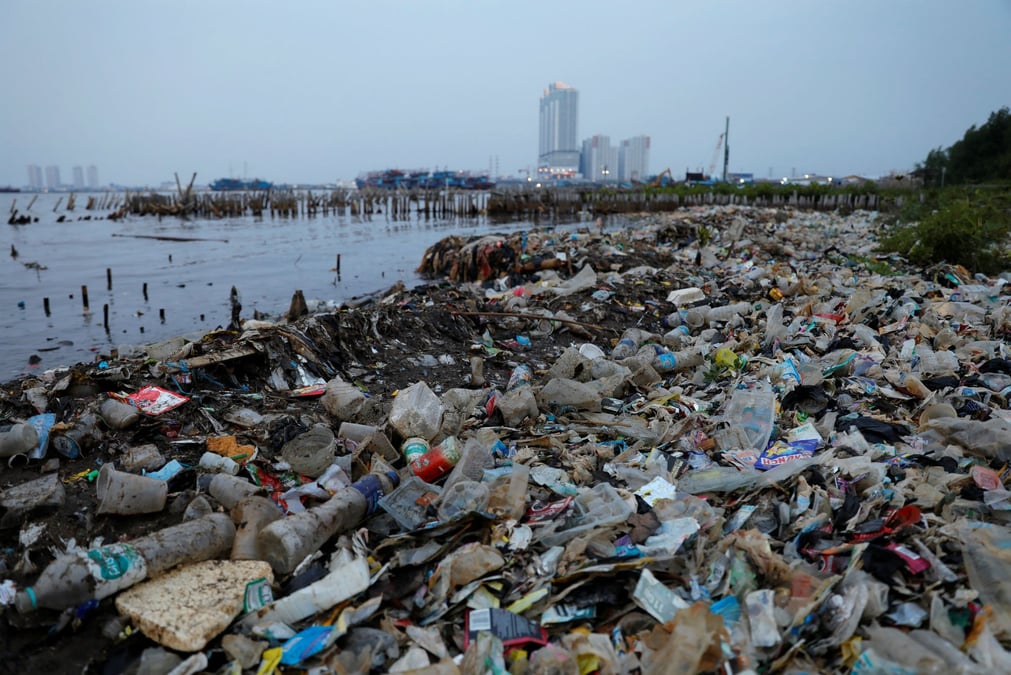La "Déclaration de Bangkok sur la lutte contre la pollution maritime dans l'Asean" ne prévoit toutefois aucune sanction, s'inquiètent les écologistes.