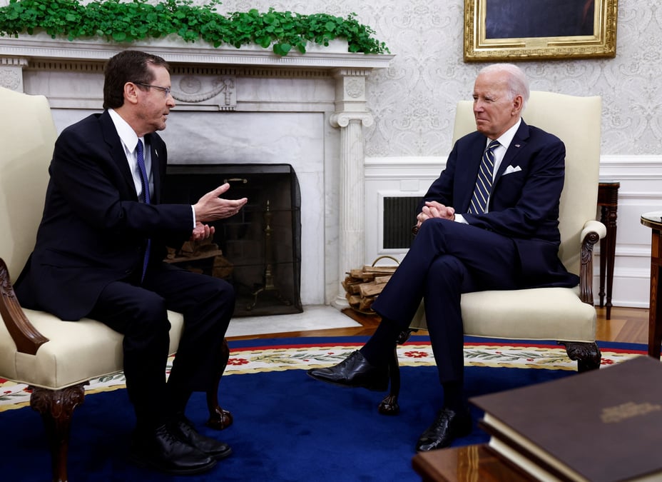 Le president israelien isaac herzog s'entretient avec le president americain joe biden a la maison blanche a washington