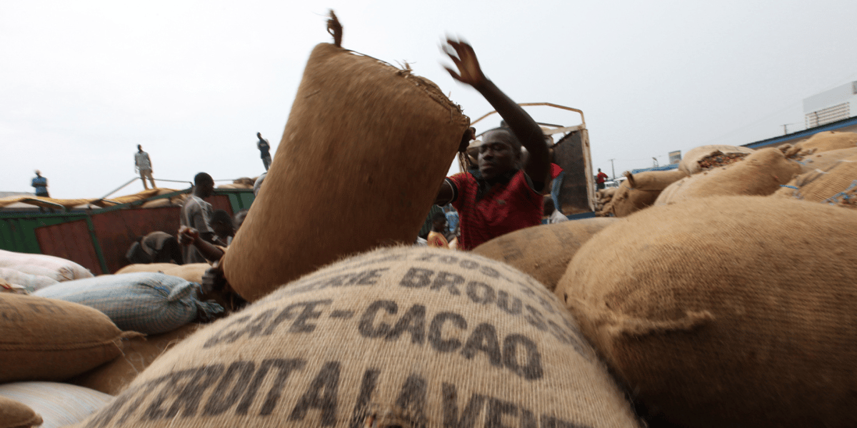 Entrepôt de cacao en Côte d'Ivoire