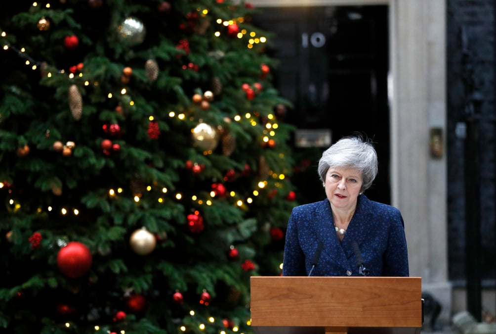 Si may doit s'en aller, son successeur, dit-elle, devra repousser ou abroger l'article 50