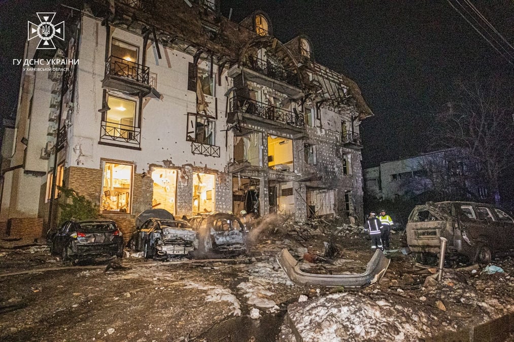 Frappe de missile russe sur un hotel a kharkiv