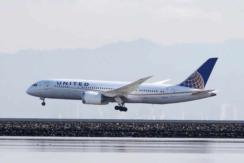 Ual, a suivre a wall street