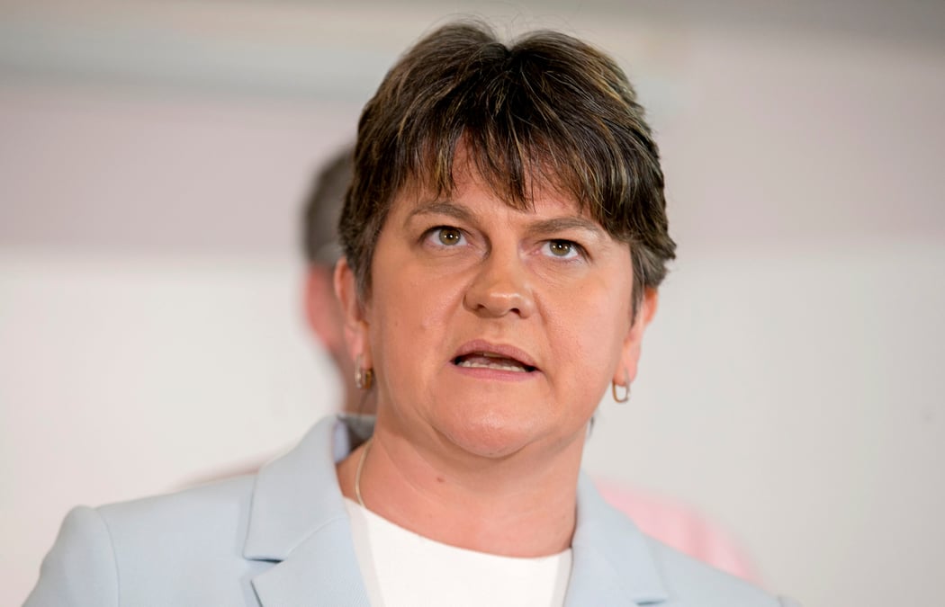 Gb: le dup saura se montrer responsable, promet arlene foster