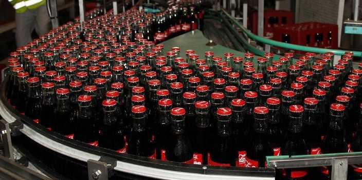 Trois embouteilleurs de coca-cola fusionnent en europe