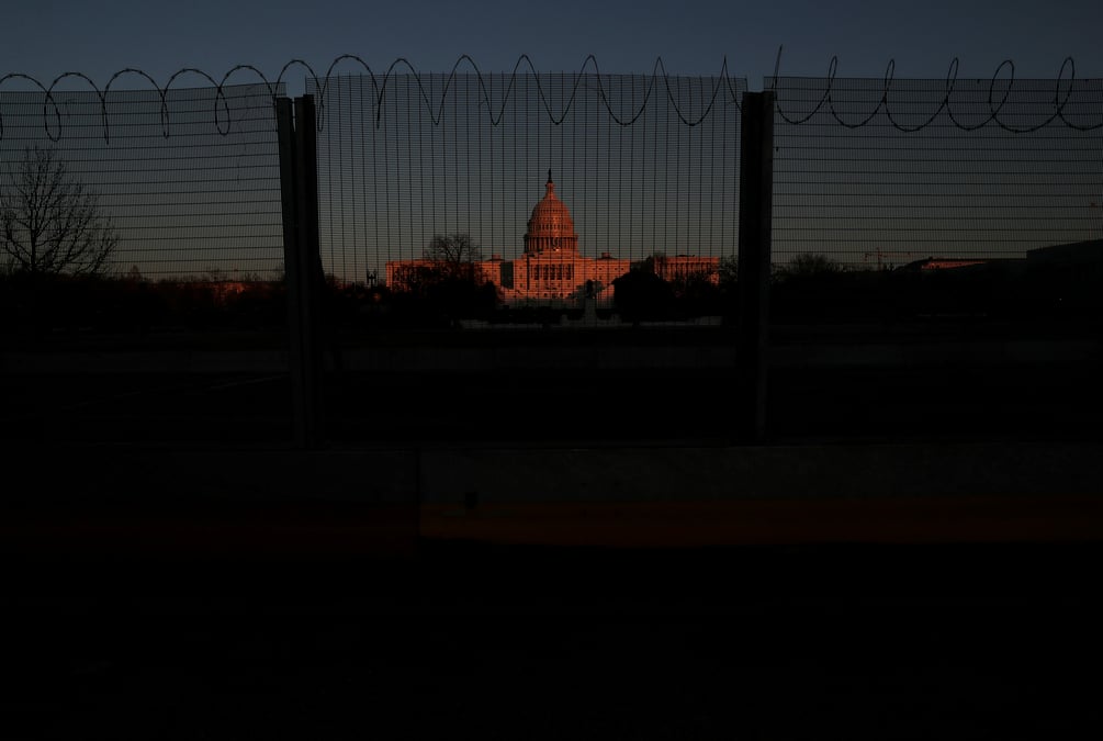 Usa/impeachment: les avocats de trump remettent en cause la constitutionnalite du proces