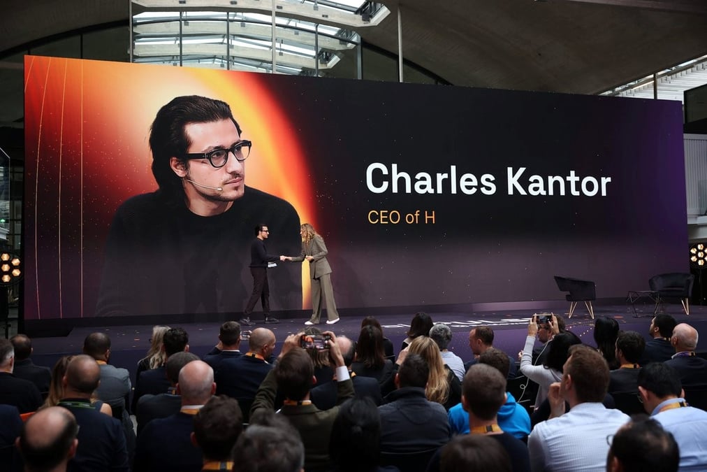 Charles Kantor, cofondateur et directeur général de H lors d’une conférence en 2024.