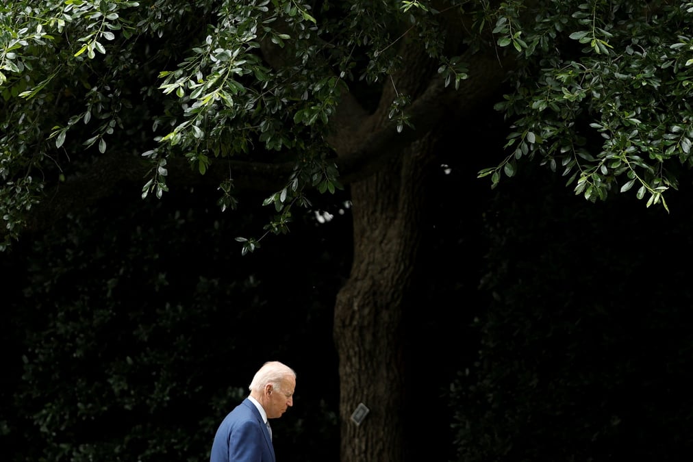 Ukraine: biden annonce un milliard de dollars d'aide americaine au donbass