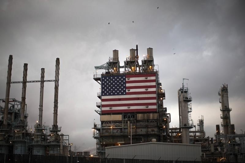 La production americaine de petrole devrait commencer a baisser cette annee, selon l’opep