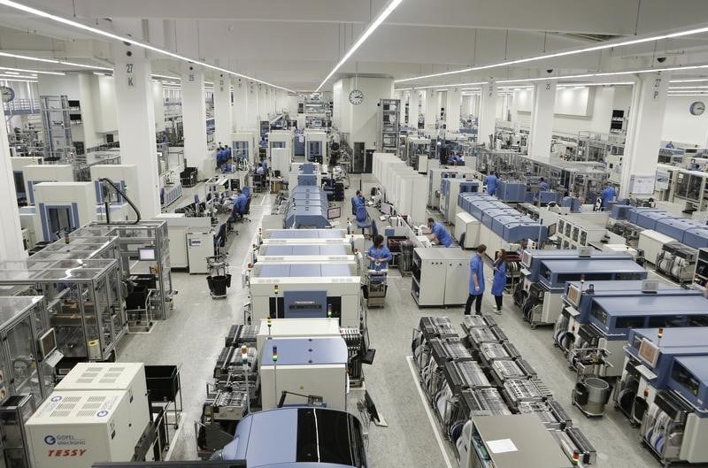 La croissance du secteur prive dans la zone euro ralentit