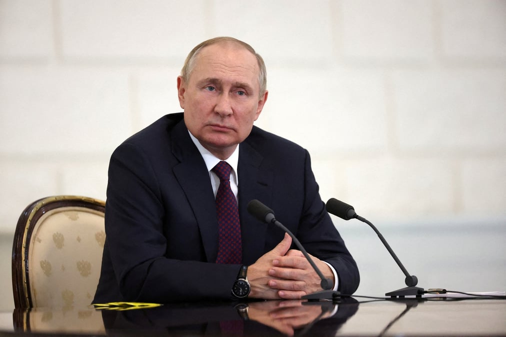 Photo d'archives : le president russe poutine assiste a une conference de presse a sotchi