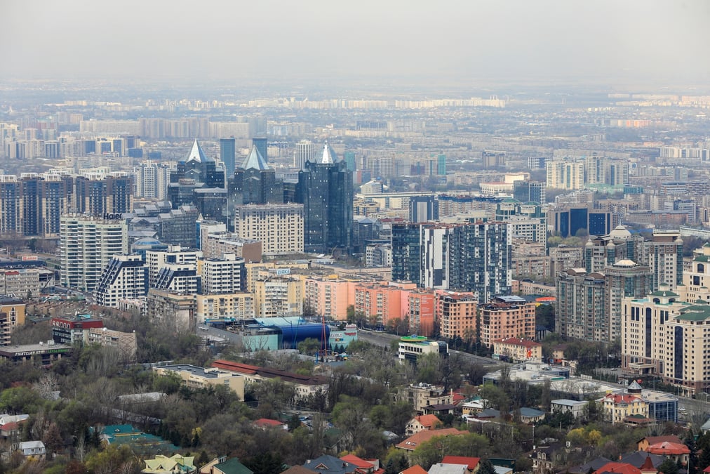 Photo d'archives d'une vue generale montre la ville d'almaty