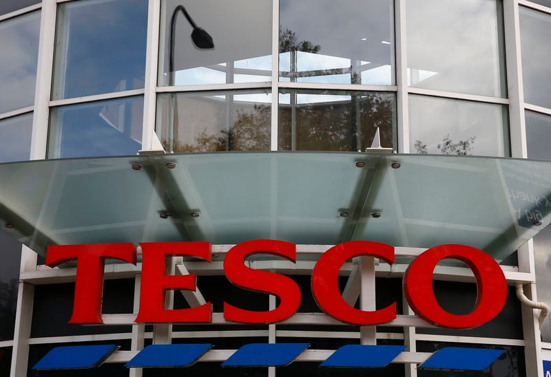 Tesco poursuit sa descente aux enfers