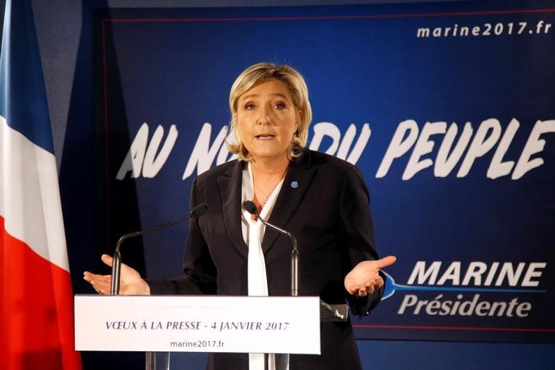 Le pen songe a un retour a l'ecu