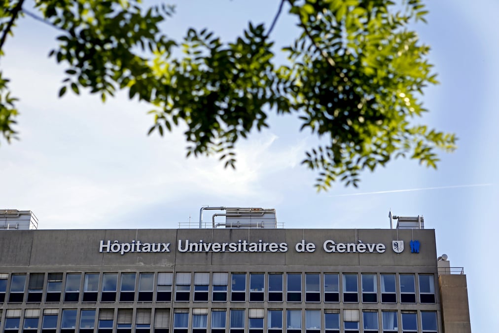 John kerry passe la nuit a l'hopital de geneve