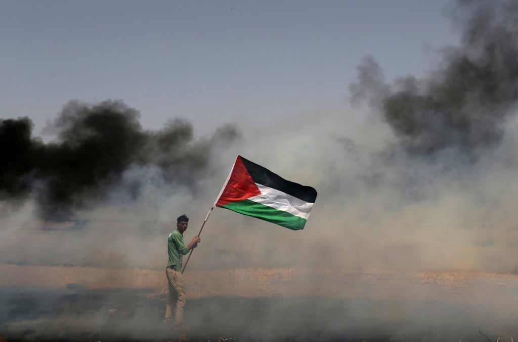 Un mort et des centaines de blesses a gaza