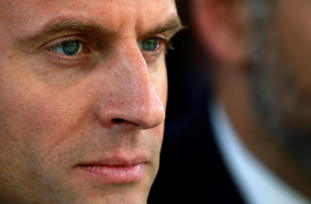 Campagne d'affichage de macron en soutien a "renaissance"