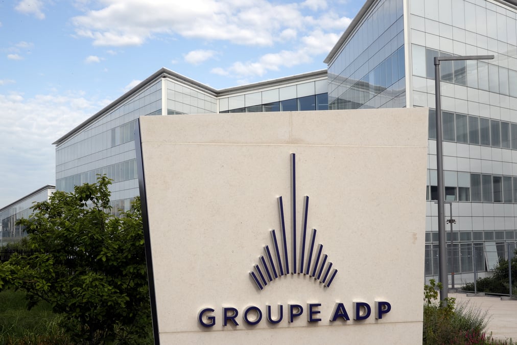 Plus de 10% de signatures pour le referendum adp