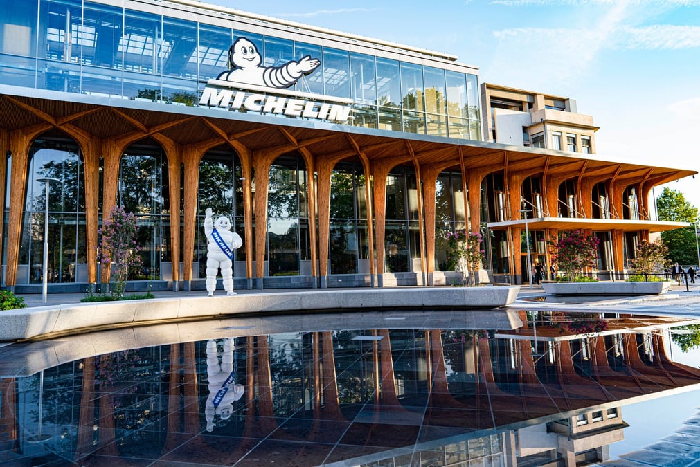 Michelin, dont le siège social se trouve à Clermont-Ferrand, comptera 18.000 salariés en France après la fermeture des sites de Cholet et de Vannes.