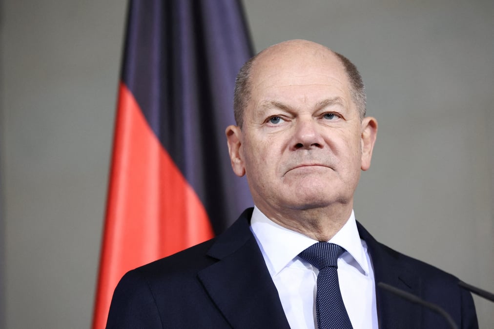 Le chancelier allemand Olaf Scholz affronte lundi le vote de confiance des députés.