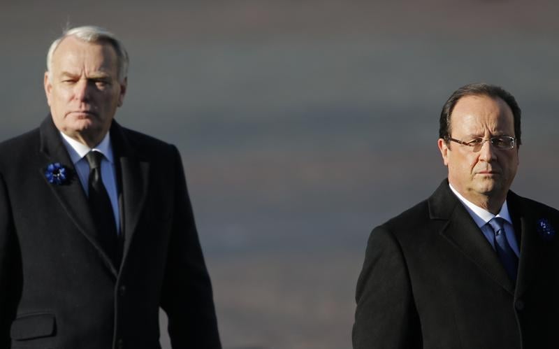 L'exécutif se veut inébranlable dans la tourmente