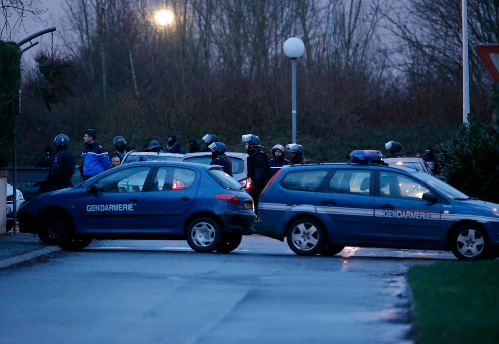 Assauts a dammartin-en-goele et porte de vincennes, les agresseurs abattus, des otages tues
