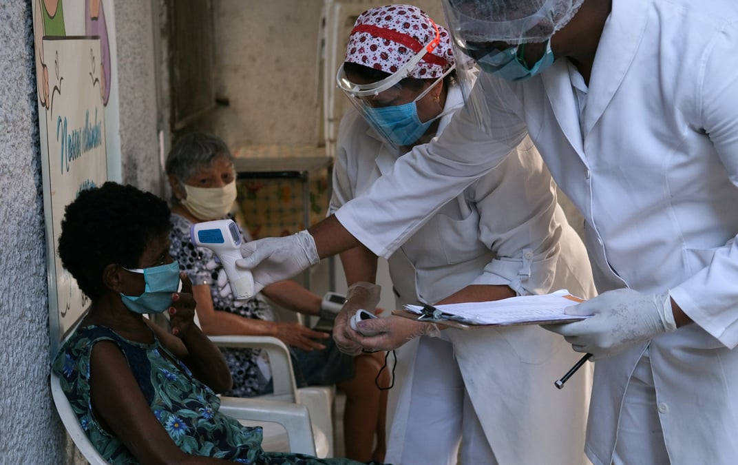 Coronavirus: le nombre de deces au bresil approche les 42.000