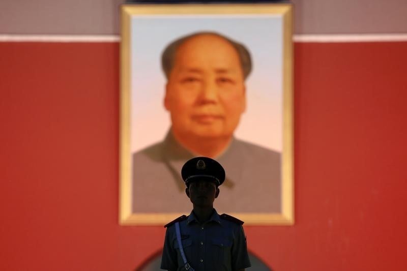 Un professeur chinois limoge pour avoir critique mao