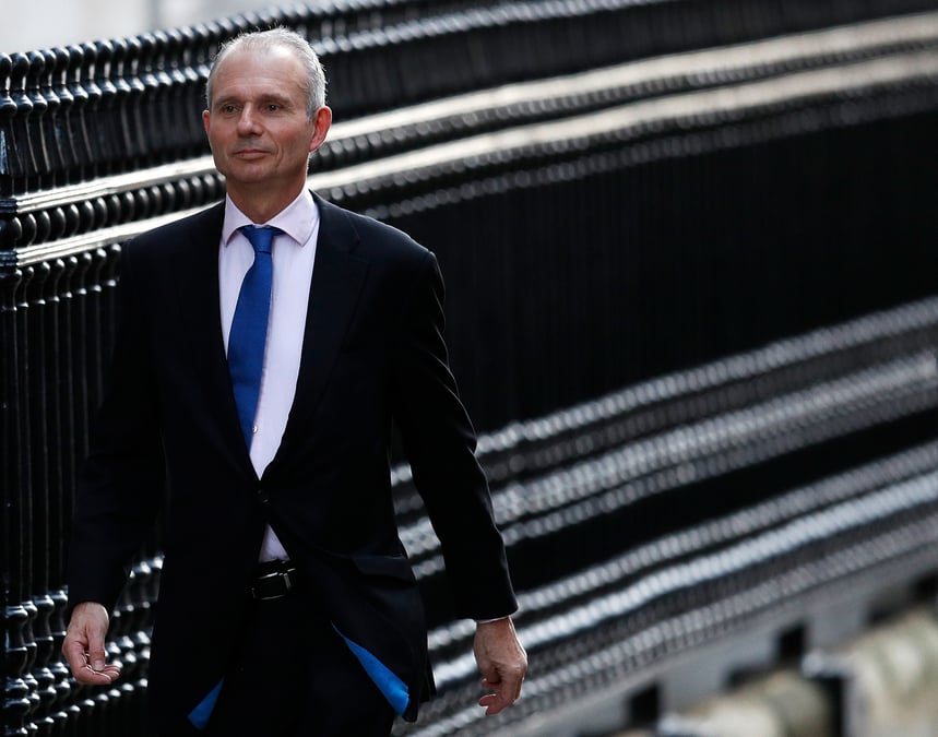 "place en enfer": lidington pointe un manque de diplomatie chez tusk
