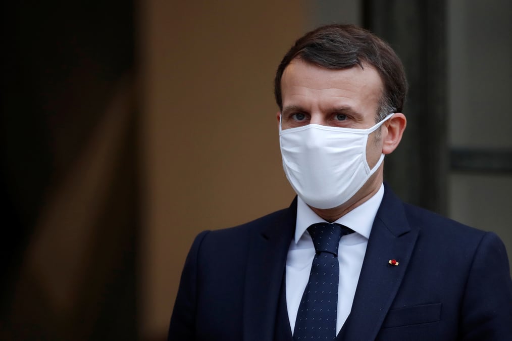 Macron soutient l'approche europeenne en matiere des vaccins